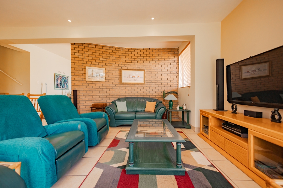 3 Bedroom Property for Sale in Louis Rood Western Cape